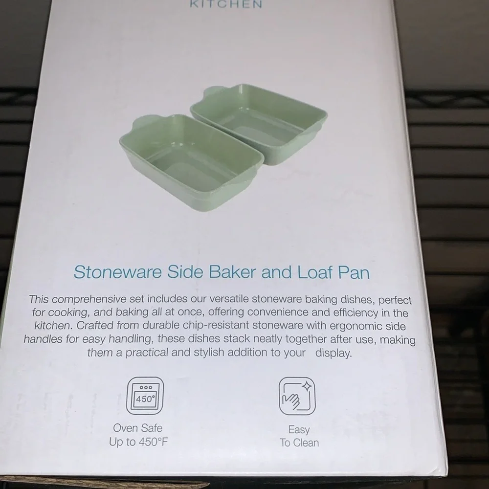 BNWOT Side Bake and Loaf Pan by Luxe Kitchen